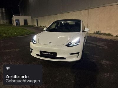 Weiß Gebraucht 2021 Tesla Model 3 RWD Limousine | 26.600 € (Fairer Preis)