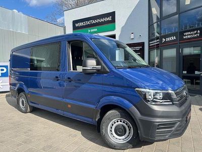 Gebraucht VW Crafter 140 PS (102 kW) 2021 Blau (metallic) Van