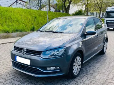 Gebraucht VW Polo Highline 90 PS (66 kW) 2015 Grau Limousine