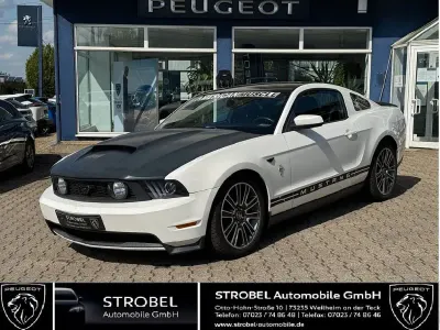 Gebraucht Ford Mustang 213 PS (156 kW) 2010 Weiß Coupé