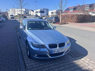 Gebraucht BMW 318 143 PS (105 kW) 2008 Silber Limousine