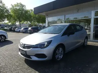 Brugt Opel Astra Edition 110 HK (80 kW) 2021 Sølv Sedan