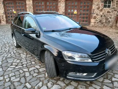 Gebraucht VW Passat 140 PS (102 kW) 2013 Schwarz Kombi