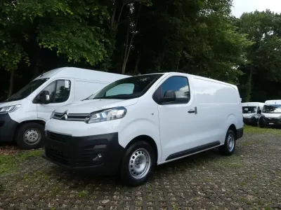 Käytetty Citroën Jumpy 144 HP (105 kW) 2024 Valkoinen Tila-auto