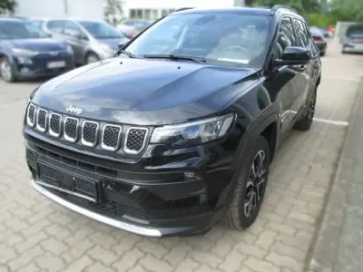 Gebraucht Jeep Compass Limited 131 PS (96 kW) 2023 Schwarz SUV