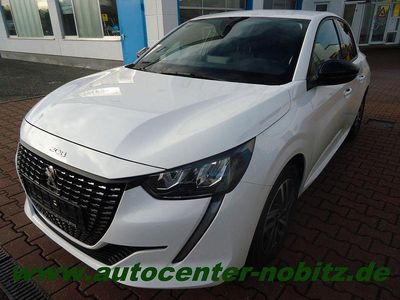 Gebraucht Peugeot 208 Allure 101 PS (74 kW) 2022 Weiß Kleinwagen