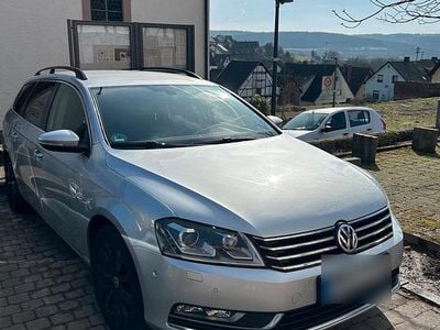 Gebraucht VW Passat 140 PS (102 kW) 2013 Silber Kombi