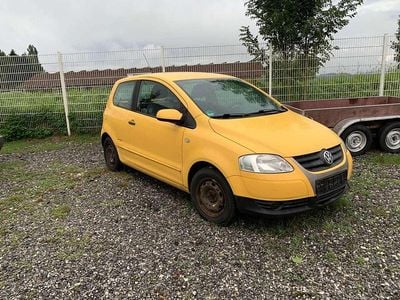 Gebraucht VW Fox Refresh 54 PS (39 kW) 2009 Sonnengelb Kleinwagen