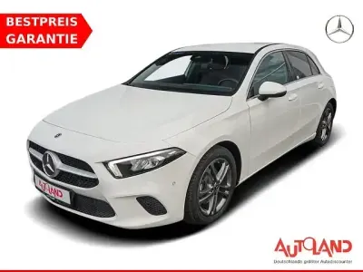 Gebraucht Mercedes A200 Progressive 163 PS (119 kW) 2018 Weiß Limousine