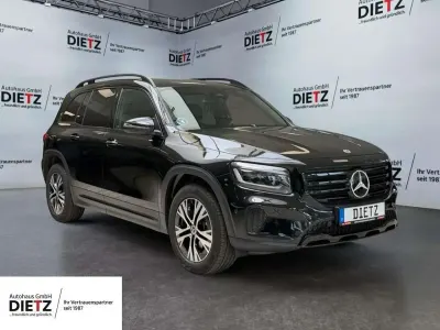 Gebraucht Mercedes GLB200 Progressive 150 PS (110 kW) 2025 Kosmosschwarz SUV