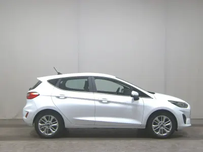 Gebraucht Ford Fiesta Titanium 101 PS (74 kW) 2023 Weiss Kleinwagen