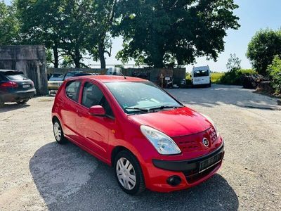 Nissan Pixo