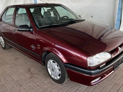 Gebraucht Renault 19 73 PS (53 kW) 1993 Rot Limousine