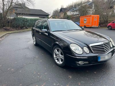 Gebraucht Mercedes E280 190 PS (139 kW) 2007 Schwarz Kombi