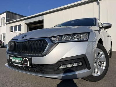 Gebraucht Skoda Octavia Ambition 116 PS (85 kW) 2021 Brilliantsilber Kombi