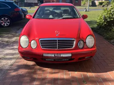 Gebraucht Mercedes CLK320 218 PS (160 kW) 1999 Rot Coupé