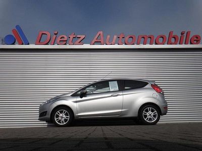 Gebraucht Ford Fiesta 80 PS (58 kW) 2016 Silber (metallic) Kleinwagen