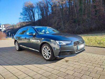 Second-hand Audi A4 Ambiente 150 CP (110 kW) 2016 Gri Break