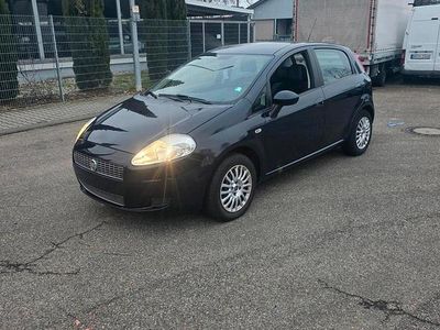 Blau Gebraucht 2010 Fiat Punto Kleinwagen | 2.450 €