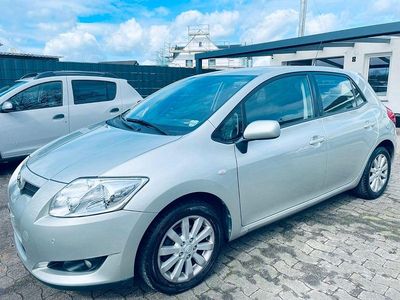 Usata Toyota Auris Sol 124 CV (91 kW) 2007 Argento Utilitaria