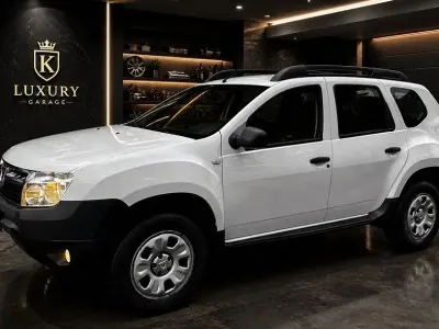 Gebraucht Dacia Duster Basis 105 PS (77 kW) 2013 Weiß SUV