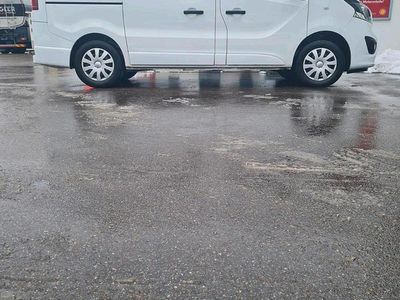 Weiß Gebraucht 2018 Opel Vivaro Van / Kleinbus | 13.800 € (Guter Preis)