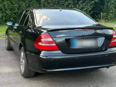Gebraucht Mercedes E280 177 PS (130 kW) 2005 Schwarz Limousine