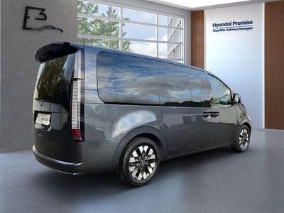 Usata Hyundai Staria Signature 177 CV (130 kW) 2023 Grigio Monovolume