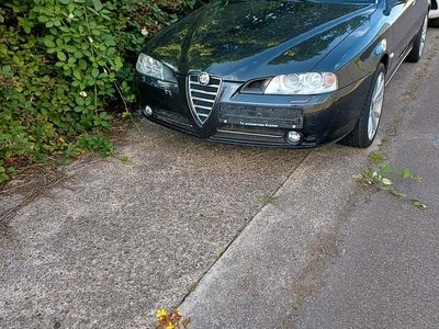 Alfa Romeo 166