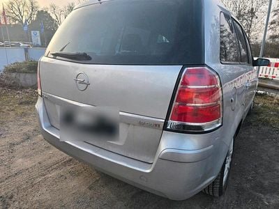 Gebraucht Opel Zafira 131 PS (96 kW) 2006 Grau Van / Kleinbus