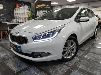 Gebraucht Kia Ceed Sportswagon DREAM-TEAM Edition 135 PS (99 kW) 2015 Weiß Kombi