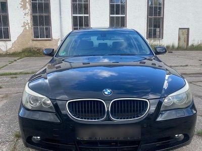 BMW 525