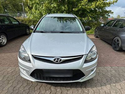 gebraucht Hyundai i30 CW 1.4 Klima Motorproblem