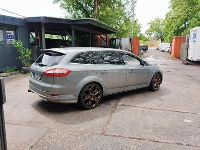 Grau Gebraucht 2007 Ford Mondeo ST Kombi | 6.850 €
