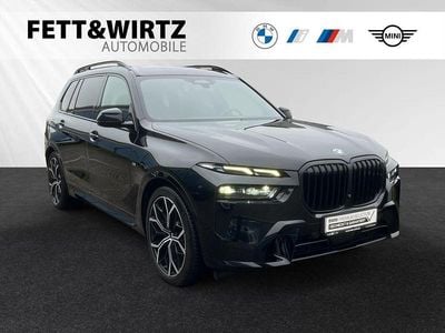 Black sapphire metallic Gebraucht 2024 BMW X7 M Sport SUV | 81.890 € (Superpreis)