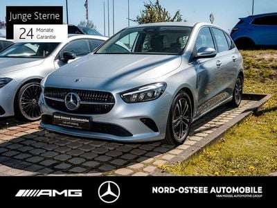 Usata Mercedes B200 163 CV (119 kW) 2025 Argento Monovolume