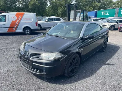 Gebraucht Renault Mégane Cabriolet Authentique 111 PS (81 kW) 2007 Perlmuttschwarz Cabrio