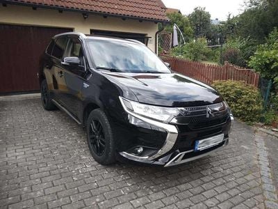 Mitsubishi Outlander P-HEV