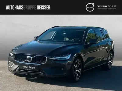 Second-hand Volvo V60 Core 197 CP (144 kW) 2025 Gri Break