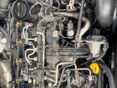 Gebraucht VW Touran 176 PS (129 kW) 2014 Schwarz Van / Kleinbus