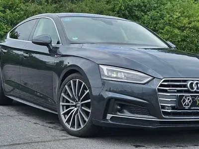 Gebraucht Audi A5 Sportback Design 190 PS (139 kW) 2019 Grau Kleinwagen