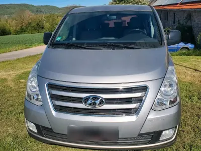 Second-hand Hyundai H-1 135 CP (99 kW) 2016 Gri Monovolum