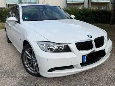 Gebraucht BMW 318 143 PS (105 kW) 2008 Weiß Limousine