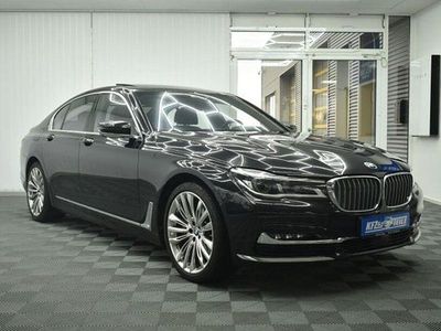 Second-hand BMW 750 Luxury Line 449 CP (330 kW) 2016 Negru Berlinǎ
