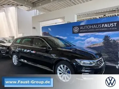 Second-hand VW Passat GTE 218 CP (160 kW) 2018 Negru Break