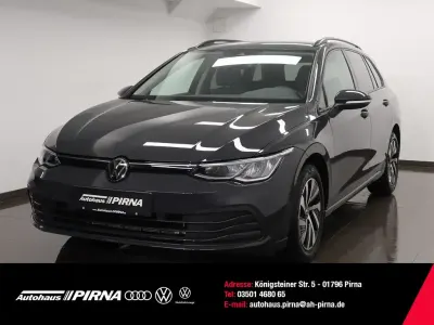 Gebraucht VW Golf VIII Life 131 PS (96 kW) 2024 Uranograu Kombi