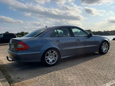 Mercedes E350