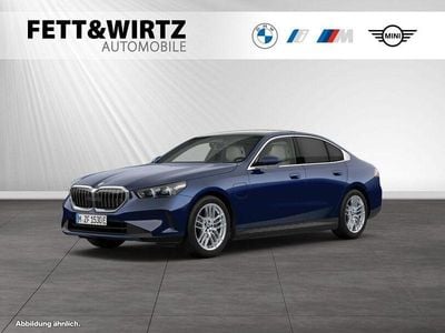 Usado BMW 550e Performance 489 HP (359 kW) 2024 Azul Sedan