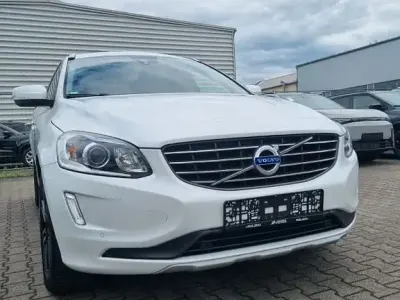 Occasion Volvo XC60 Summum 190 ch (139 kW) 2017 Blanc SUV