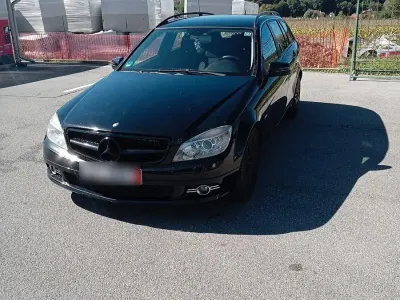 Gebraucht Mercedes C200 136 PS (100 kW) 2010 Schwarz Kombi
